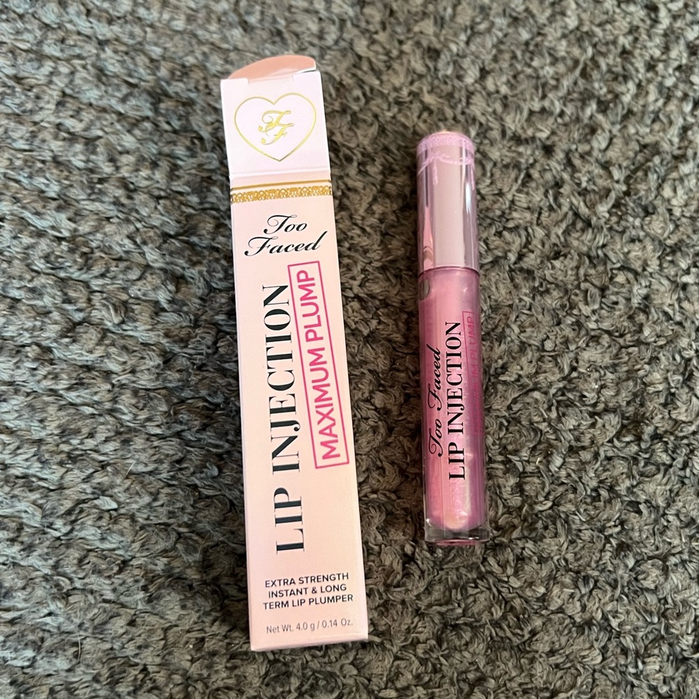 Too faced lip injection maximum plump